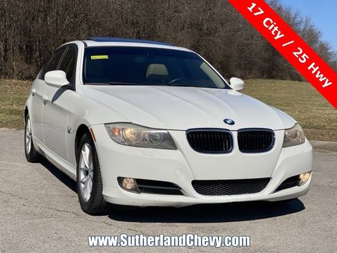 Used 2010 BMW 328i xDrive Sedan image 9