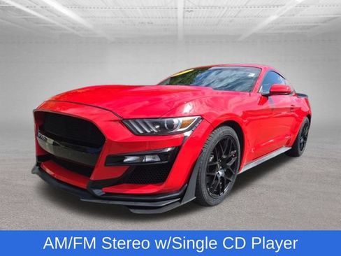 Used 2017 Ford Mustang Coupe RWD image 3