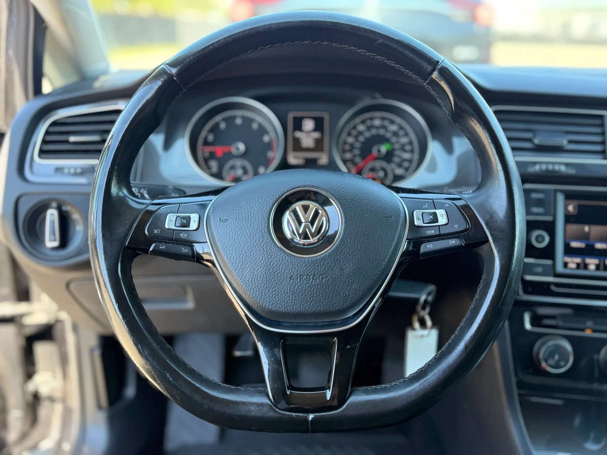 Used 2019 Volkswagen Golf S FWD image 24
