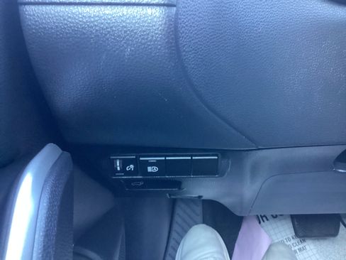 Certified 2023 Toyota Corolla Cross XLE w/ Convenience Package image 43