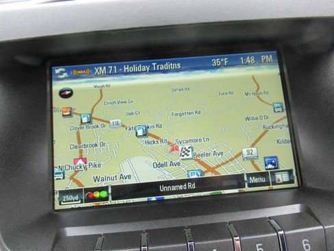 Used 2017 GMC Terrain SLE w/ Technology Package image 32