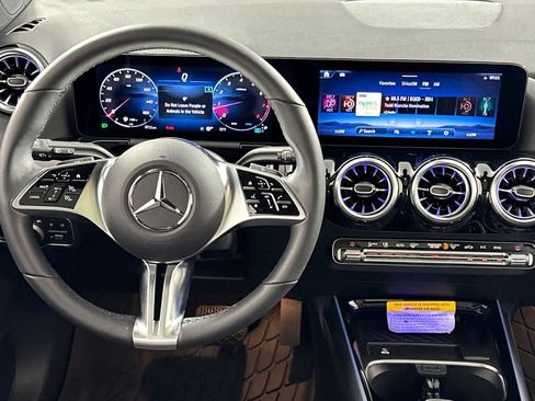 Certified 2026 Mercedes-Benz GLA 250 4MATIC image 18