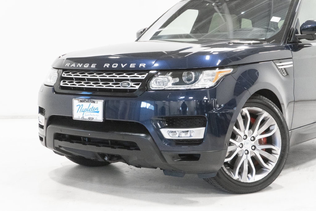 Used 2017 Land Rover Range Rover Sport Supercharged AWD/4WD image 2