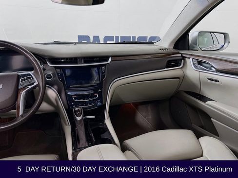 Used 2016 Cadillac XTS Platinum image 29