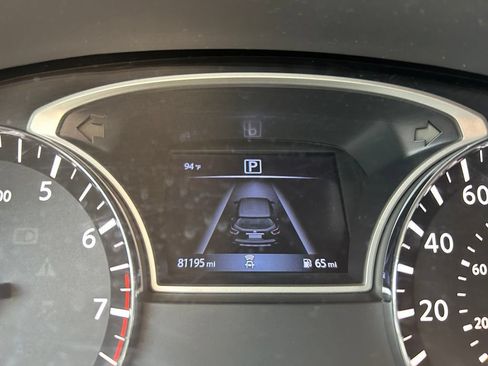 Used 2020 Nissan Pathfinder S FWD image 21
