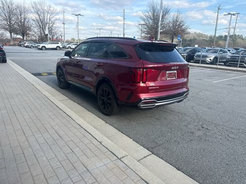 Used 2023 Kia Sorento SX image 5