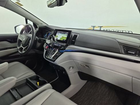 Used 2021 Honda Odyssey Touring image 37