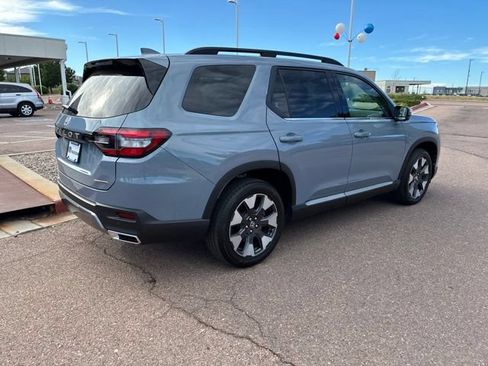 Certified 2026 Honda Pilot Touring image 32