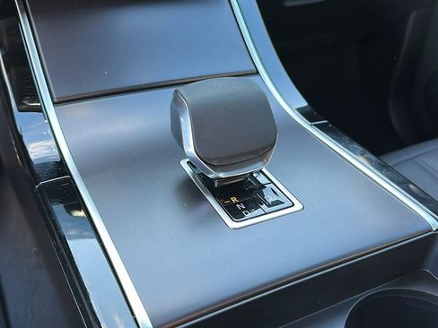 New 2026 Land Rover Range Rover Evoque Dynamic SE image 18