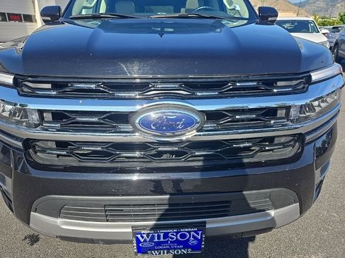 Used 2024 Ford Expedition Max Limited AWD/4WD image 33