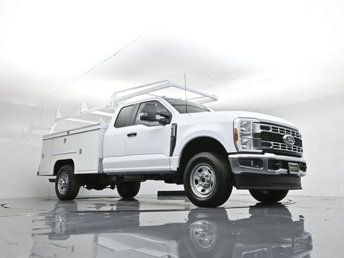 New 2026 Ford F350 XL w/ XL Chrome Package AWD/4WD image 56