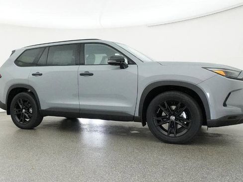 New 2026 Toyota Grand Highlander AWD Hybrid image 28