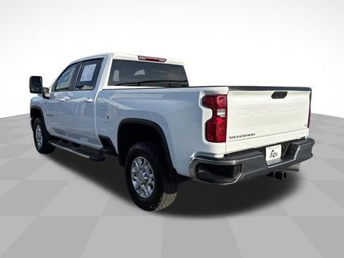 Used 2024 Chevrolet Silverado 2500 LT AWD/4WD image 8