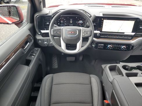 New 2025 GMC Sierra 1500 Elevation image 16