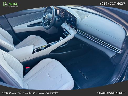 Used 2023 Hyundai Elantra Limited image 14