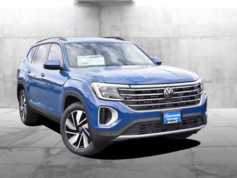 New 2026 Volkswagen Atlas SE image 2