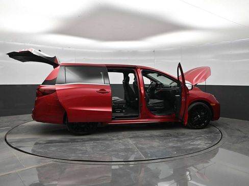 Used 2025 Honda Odyssey Sport-L image 51