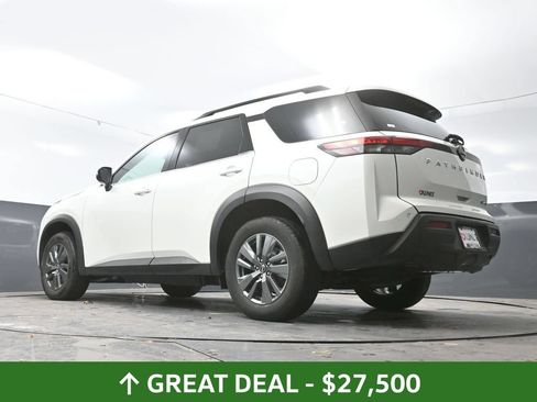 Used 2024 Nissan Pathfinder SV AWD/4WD image 50