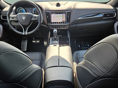Used 2024 Maserati Levante Modena Ultima AWD/4WD image 12