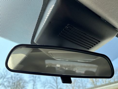 Used 2020 Nissan Sentra S w/ Lighting Package FWD image 19