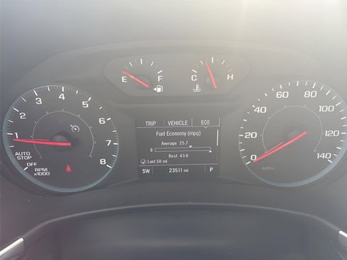 Used 2024 Chevrolet Equinox LS FWD image 17