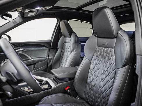 New 2025 Audi SQ5 Premium Plus image 11