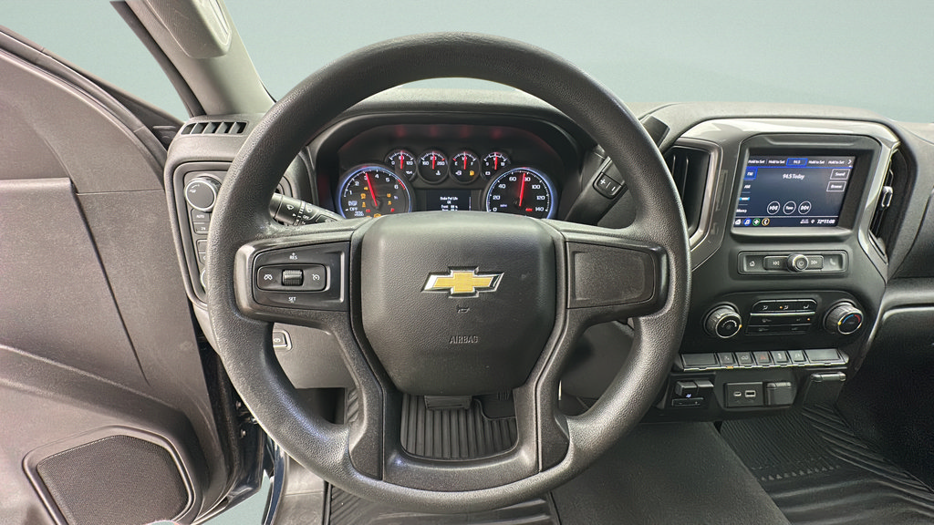 Used 2021 Chevrolet Silverado 1500 Custom AWD/4WD image 16