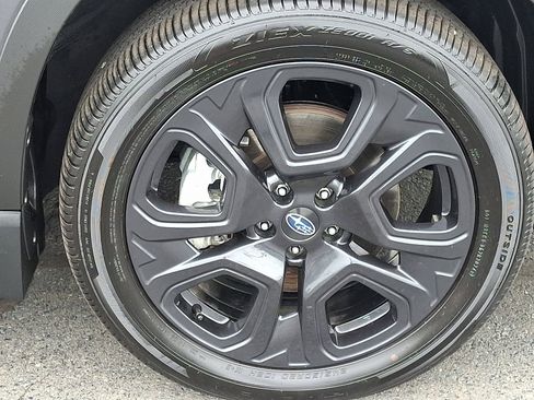 Certified 2025 Subaru Ascent Bronze Edition image 8