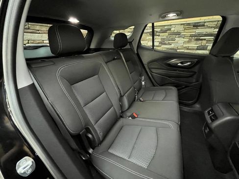 Used 2023 GMC Terrain SLE w/ Driver Convenience Package AWD/4WD image 36