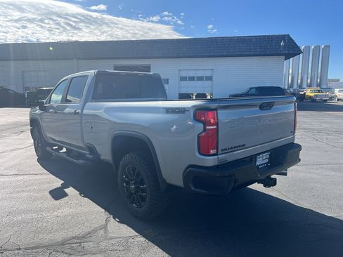 New 2026 Chevrolet Silverado 3500 LT w/ Trail Boss Package image 9