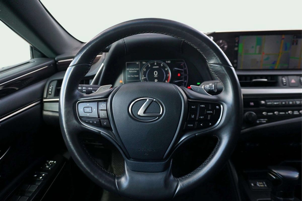 Used 2020 Lexus ES 350 w/ Premium Package FWD image 24
