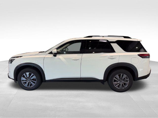 Used 2025 Nissan Pathfinder SV FWD image 8