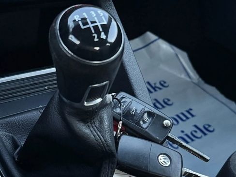 Used 2017 Volkswagen Jetta S w/ Jetta S Cold Weather Package image 14