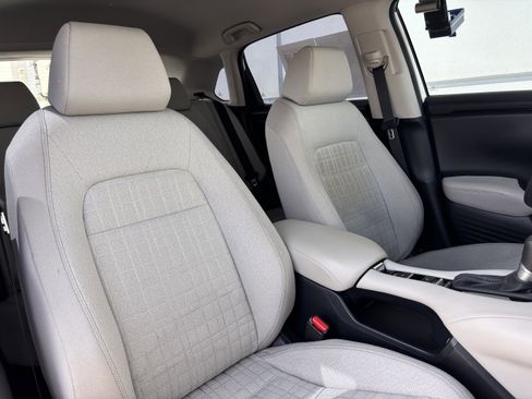 Certified 2023 Honda HR-V LX image 30