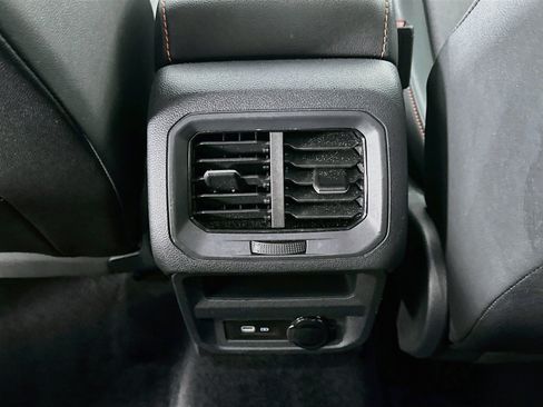 Used 2024 Volkswagen Tiguan Wolfsburg Edition FWD image 27