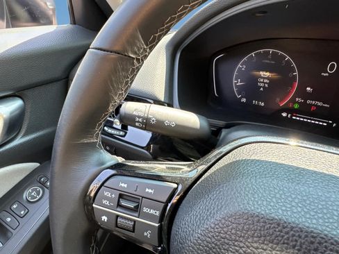 Used 2023 Honda Civic EX image 21