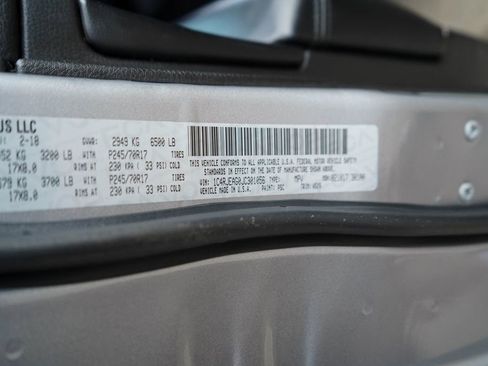 Used 2018 Jeep Grand Cherokee Laredo image 37