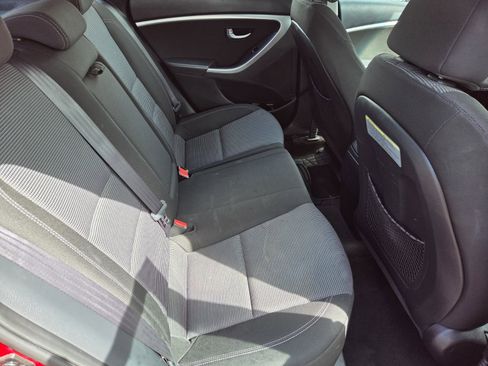 Used 2016 Hyundai Elantra GT image 12