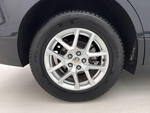 Used 2022 Chevrolet Equinox LT w/ Driver Convenience Package image 10