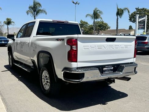 Used 2022 Chevrolet Silverado 2500 LT AWD/4WD image 6