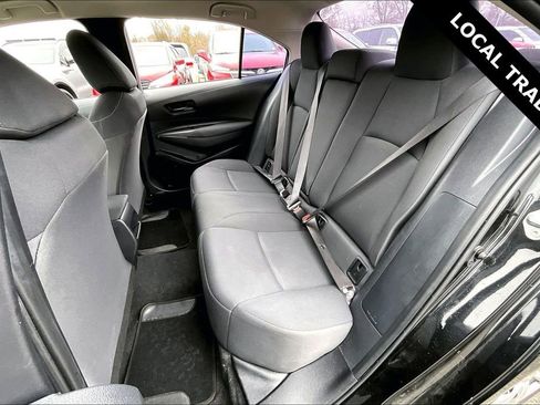 Used 2022 Toyota Corolla LE image 20