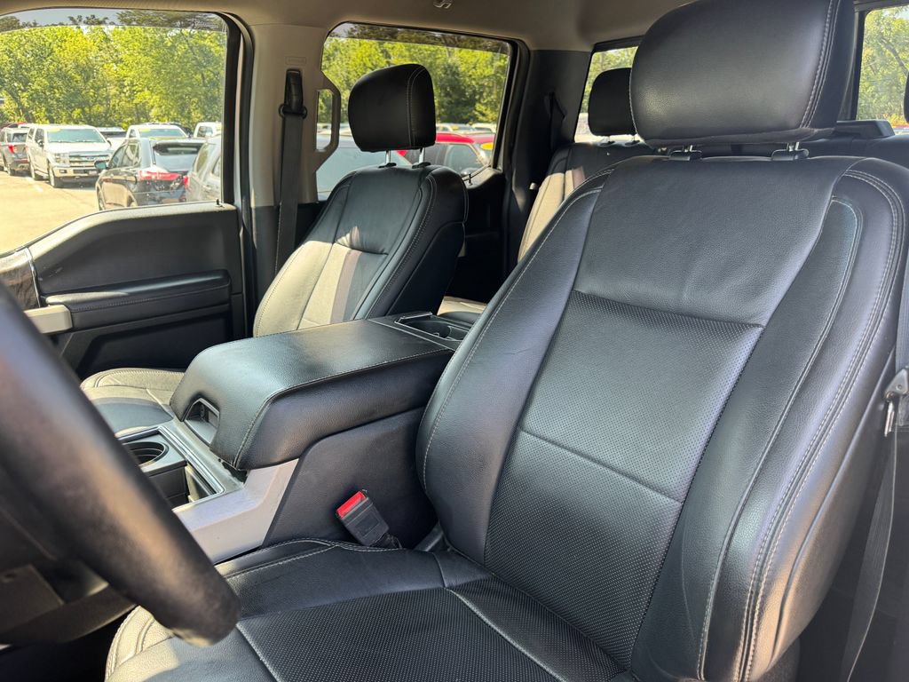 Used 2019 Ford F350 Lariat w/ Lariat Ultimate Package AWD/4WD image 27