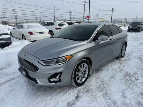 Used 2020 Ford Fusion Energi Titanium image 5