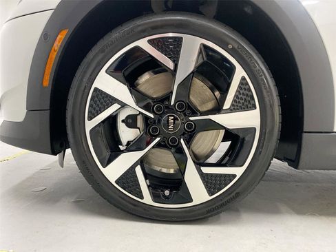 New 2026 MINI Cooper S image 23