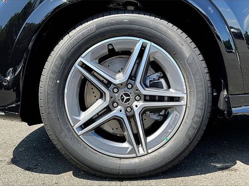 New 2025 Mercedes-Benz GLE 580 4MATIC image 12