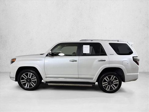 Used 2024 Toyota 4Runner Limited AWD/4WD image 8