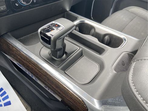 Used 2025 GMC Sierra 1500 Elevation image 69