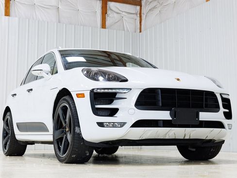 Used 2018 Porsche Macan GTS AWD/4WD image 6