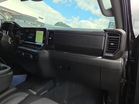 Used 2025 Chevrolet Silverado 2500 LT w/ Trail Boss Package AWD/4WD image 13
