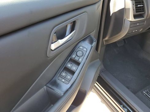 New 2026 Nissan Rogue SV w/ Cold Weather Package FWD image 6